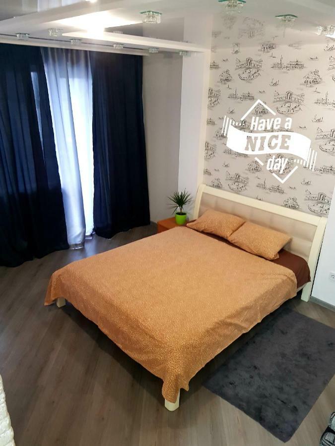 Стильные Аппартаменты На Новых Домах Kharkov Luaran gambar
